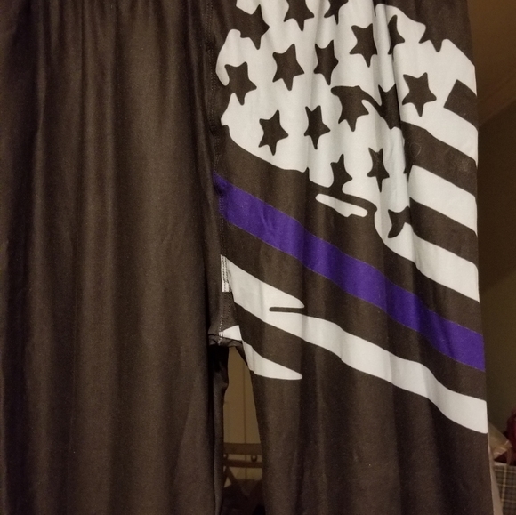 Blue Line Leggings - Picture 4 of 9